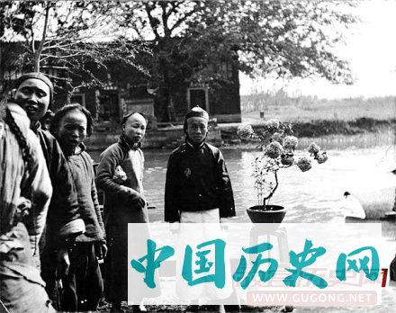 晚清八旗子弟玩乐旧照