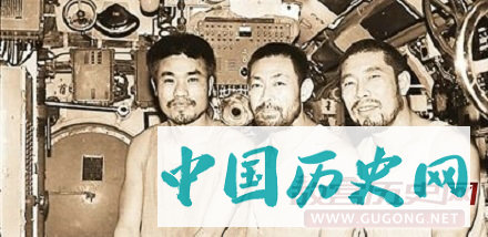 中国80年代潜艇远航：每天一杯水
