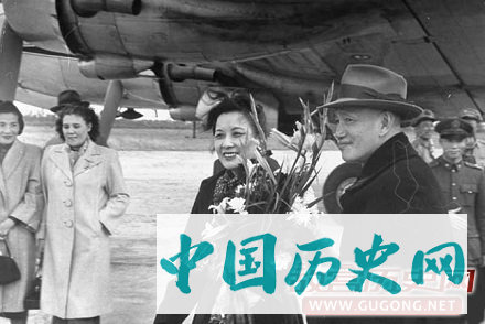 蒋介石无法忍受宋美龄的不良嗜好