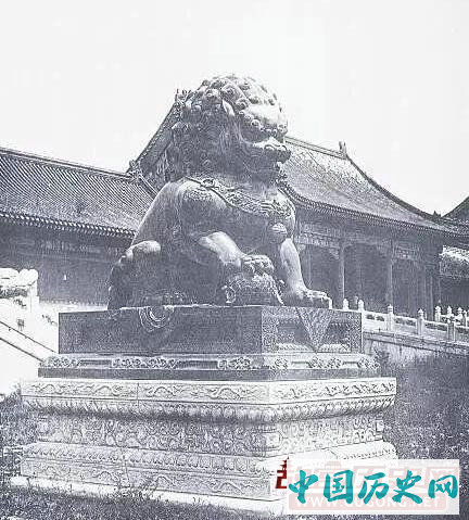 日本摄影师记录清末皇城旧影