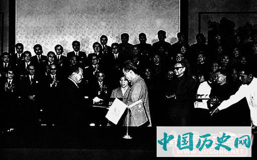 田中角荣访华内幕：毛主席为何决定不向日本索赔