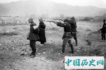 老照片：抗战中贪钱为日军做间谍的国人