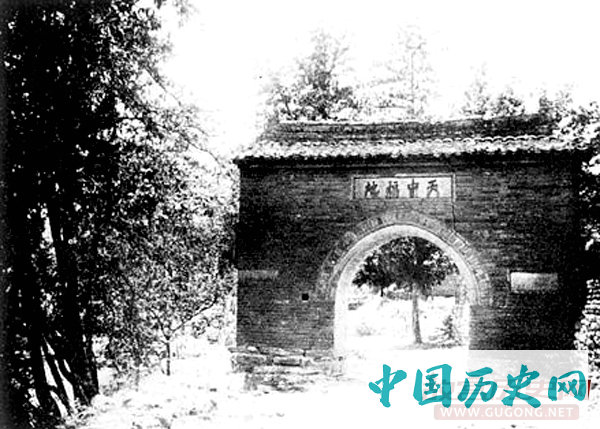 二十年代少林寺：中国最早少林寺老照片