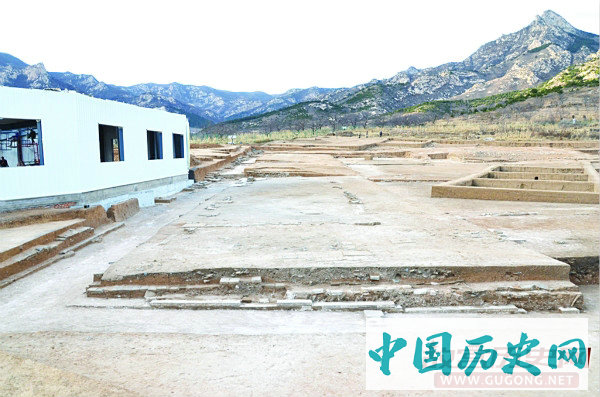 医巫闾山辽代帝陵考古取得重要收获——辽宁北镇新立辽代建筑遗址发现辽乾陵陵前祭殿和乾陵玄宫