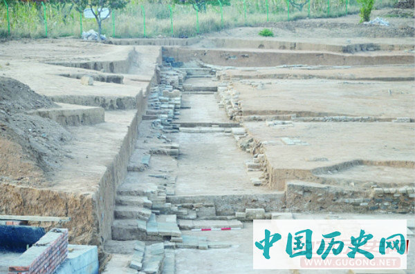 医巫闾山辽代帝陵考古取得重要收获——辽宁北镇新立辽代建筑遗址发现辽乾陵陵前祭殿和乾陵玄宫