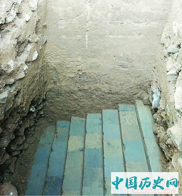 医巫闾山辽代帝陵考古取得重要收获——辽宁北镇新立辽代建筑遗址发现辽乾陵陵前祭殿和乾陵玄宫