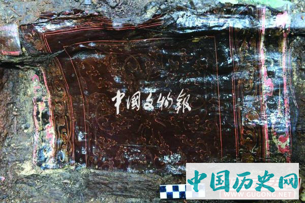 山西太原悦龙台M6室内考古的新发现