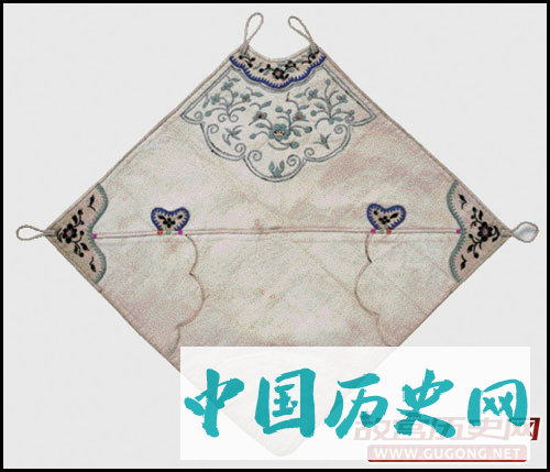 中国古代女子的内衣是什么样的？