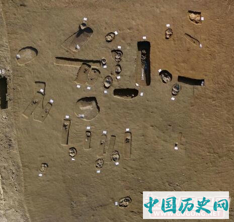 四川成都考古首次发现未成年人以瓮葬形式集中掩埋墓葬