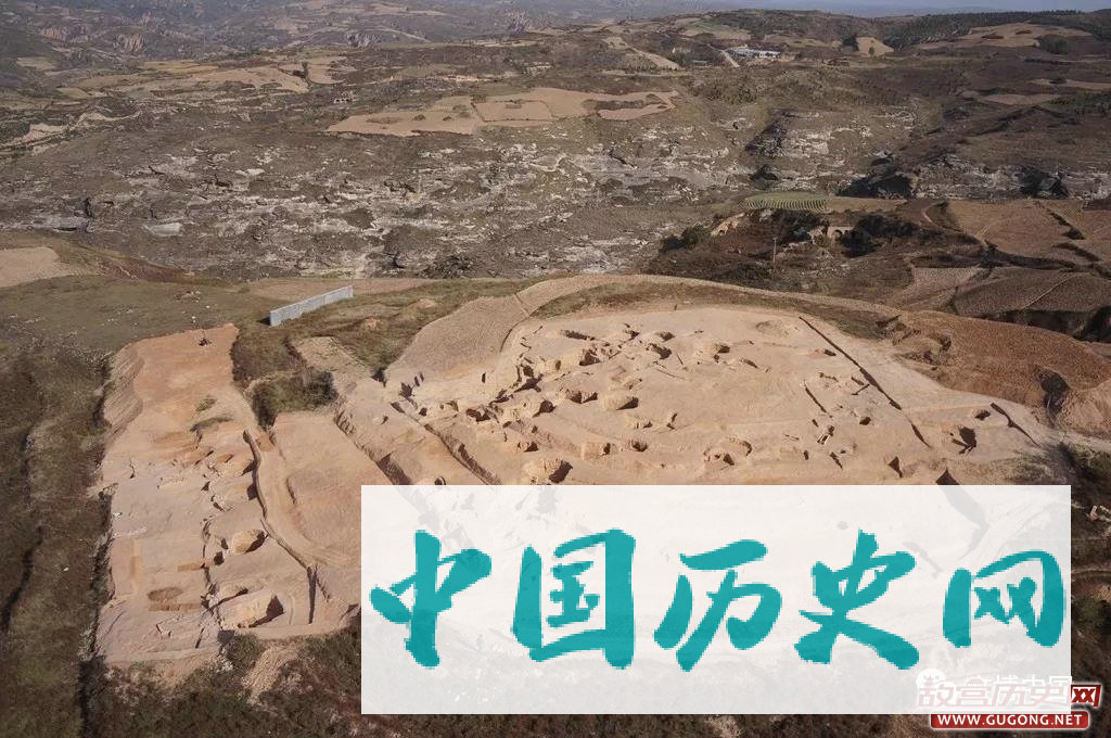 陕西神木石峁遗址皇城台地点发现精美石雕