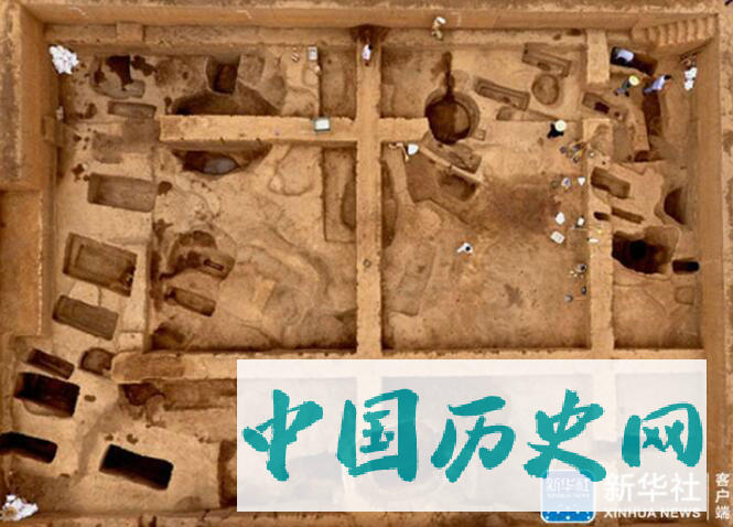 考古人员首次明确发现一处商代铸铜工匠家族墓地