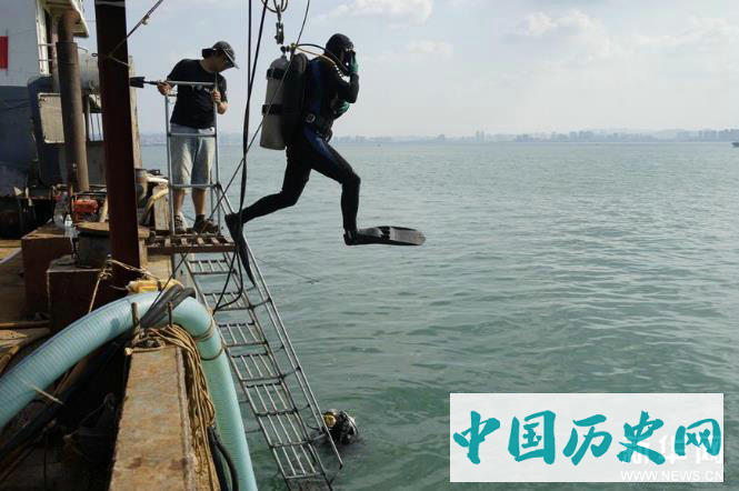 “定远舰”沉舰遗址在威海发现