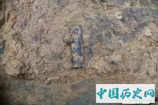 浙江海宁发掘1000平方米墓葬群 含5座良渚文化墓葬