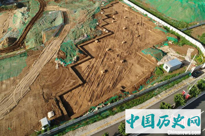 西安新寺遗址发现古代道路 或与西汉长门宫密切关联