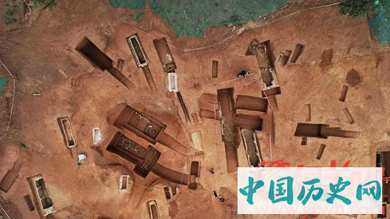 广州横枝岗再发掘一批墓葬