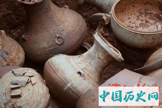 广州横枝岗再发掘一批墓葬