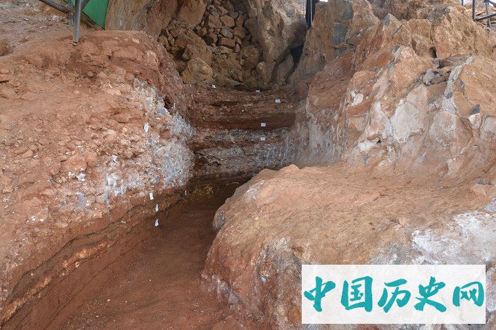 云南鹤庆蝙蝠洞遗址发掘收获