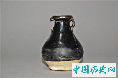 迄今为止发现的中国最大酿酒作坊遗址揭开面纱