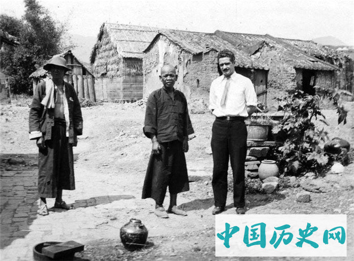 摄影师拍摄的广东地区的麻风病患者，患病后自生自灭