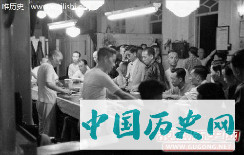 老照片：1949年澳门赌场和妓院