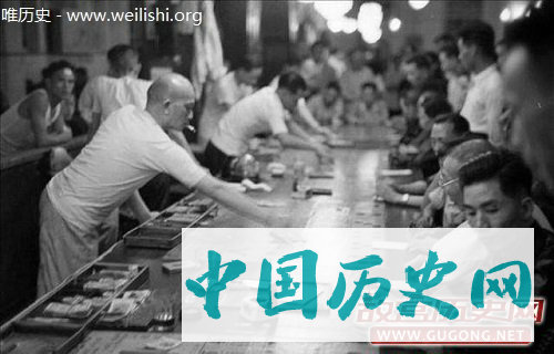 老照片：1949年澳门赌场和妓院