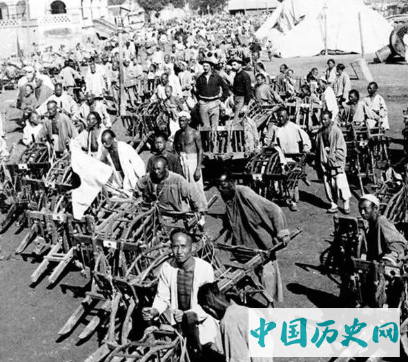八国联军入侵北京老照片：第八张李鸿章谈判第十张让人心酸