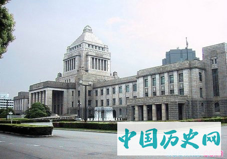 日本国会在日本有什么地位