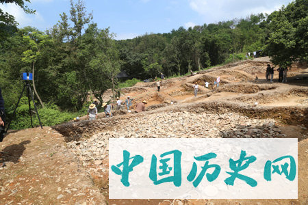 浙江慈溪上林湖发掘唐五代秘色瓷窑址