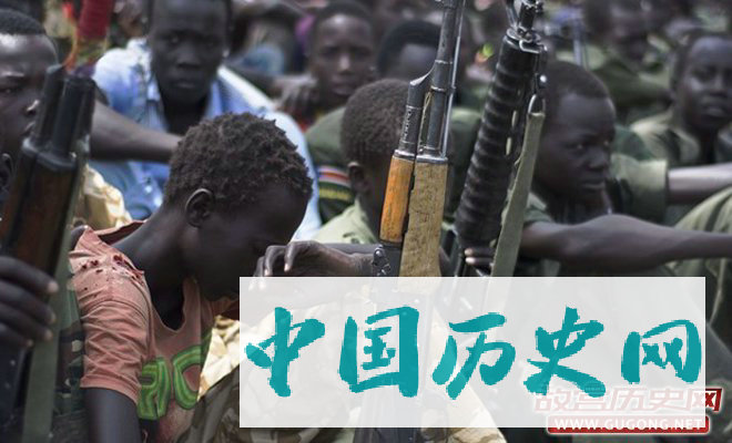 放下武器，回归社会的非洲儿童兵