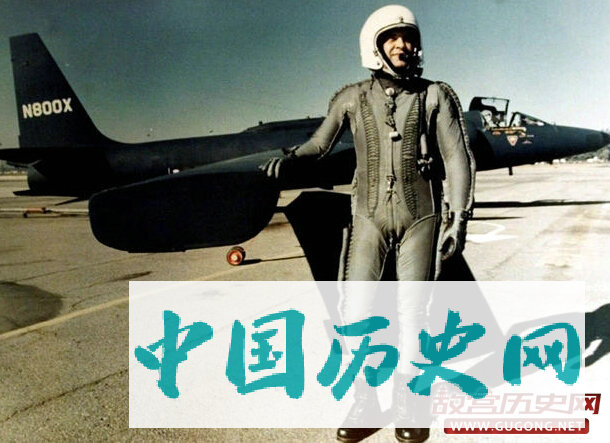 铁幕上空的碎梦——“黑寡妇”的坠落