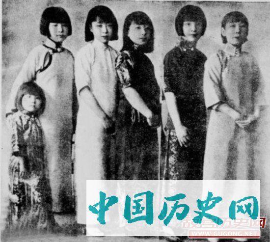 张作霖罕见家族照：六个漂亮女儿