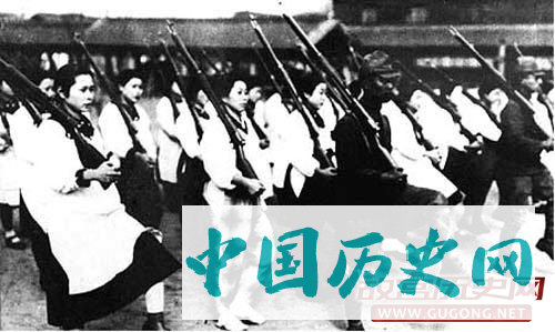 二战日本妇女备战备荒