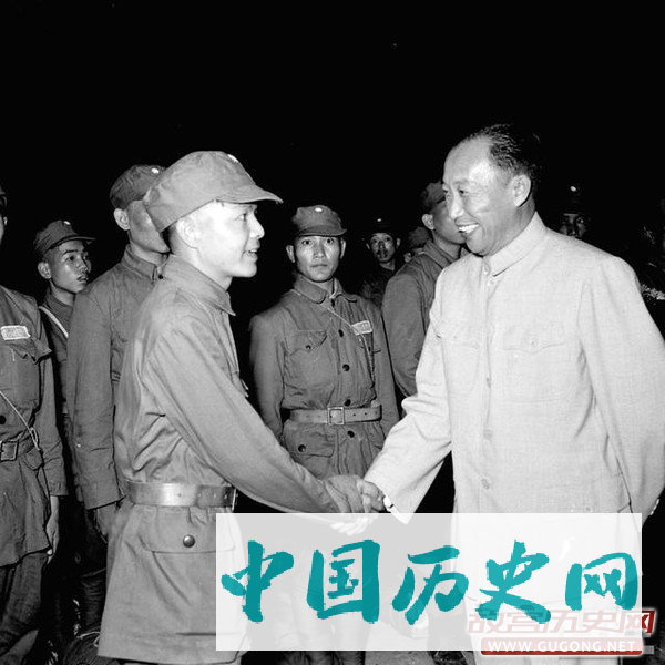 国军老照片：国军撤离缅甸 1953年