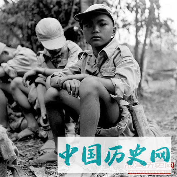 国军老照片：国军撤离缅甸 1953年