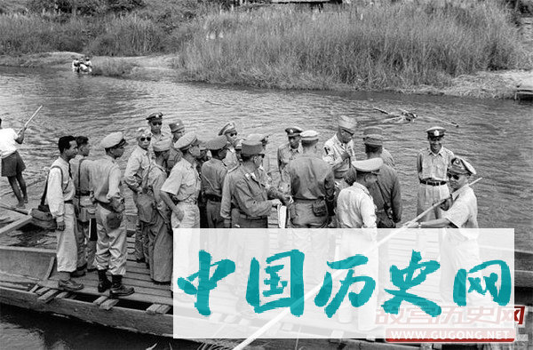 国军老照片：国军撤离缅甸 1953年