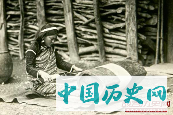 民国老照片：1920年代老相册 不同阶层的民国女子们