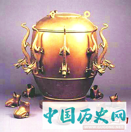 张衡发明了地动仪 官方称之为朝廷异类