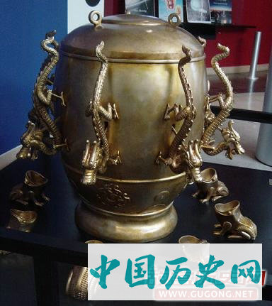 张衡发明了地动仪 官方称之为朝廷异类