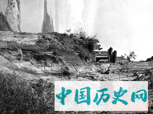 昆明老照片：1920年代末昆明 明建金马碧鸡坊