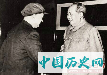 谁的一句话让毛主席下决心来搞核武器