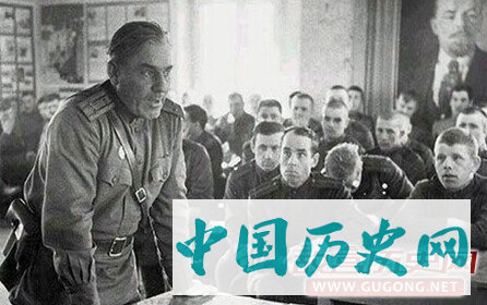 谁的一句话让毛主席下决心来搞核武器