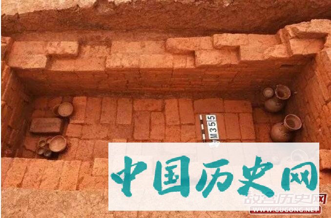 湖南省蓝山县五里坪村发现一座唐墓
