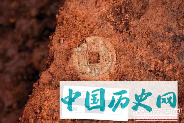 湖南省蓝山县五里坪村发现一座唐墓