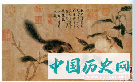 元朝钱选《桃枝松树图》