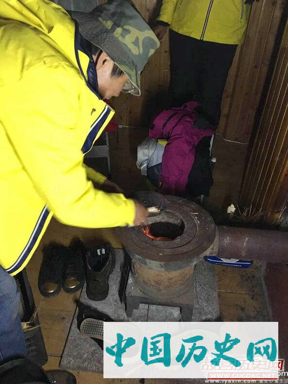“天山道”科考之记者手记：考古工作者的十八般武艺
