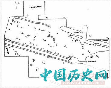 湖南蒙华铁路华容李家屋场遗址发现的房址及烧土坑