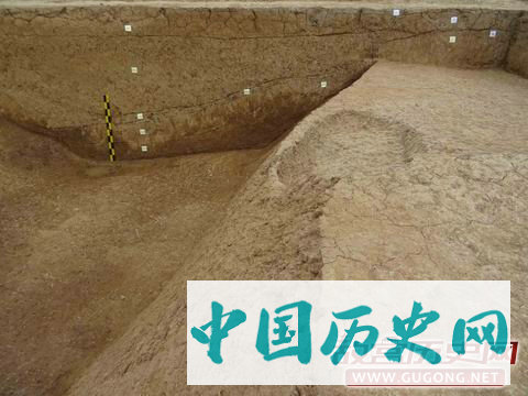 湖南李家屋场遗址发现新石器时代晚期聚落壕沟及墙垣