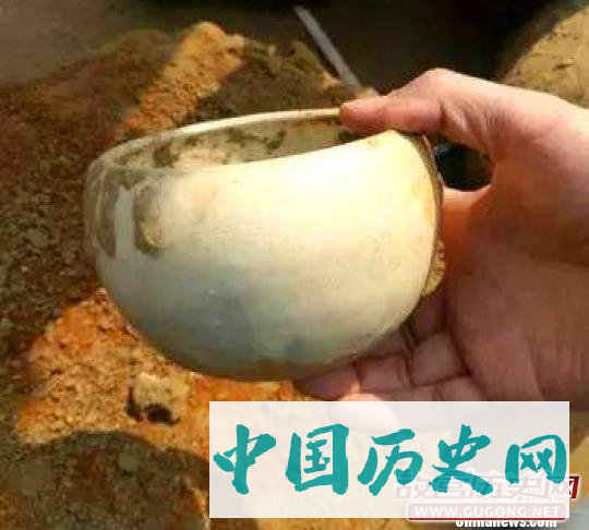 河北巨鹿发掘出一隋代古墓 清理出陪葬品8件