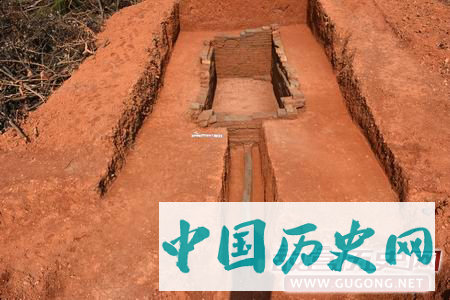 湖南衡东大浦发现汉代墓群及印纹硬陶窑址