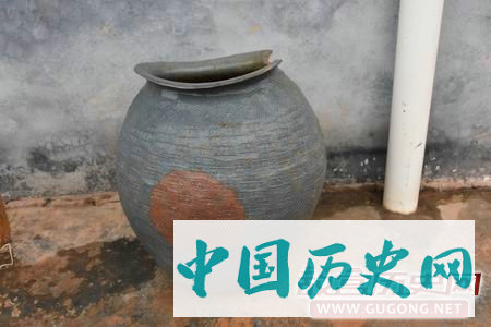 湖南衡东大浦发现汉代墓群及印纹硬陶窑址